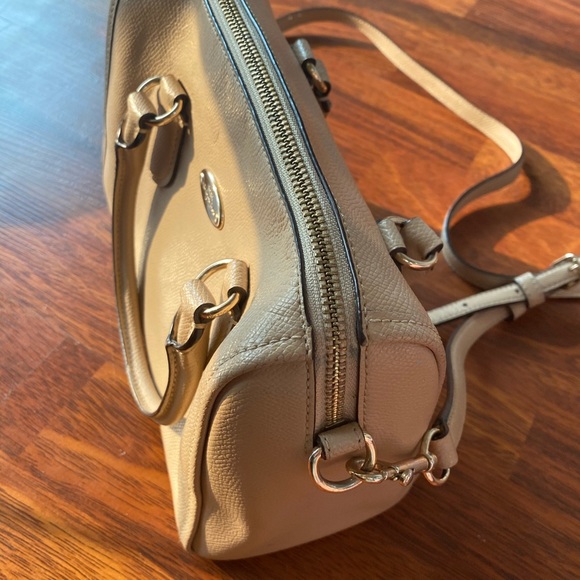 Coach Tan Leather Bag - MUST GO - Picture 1 of 7